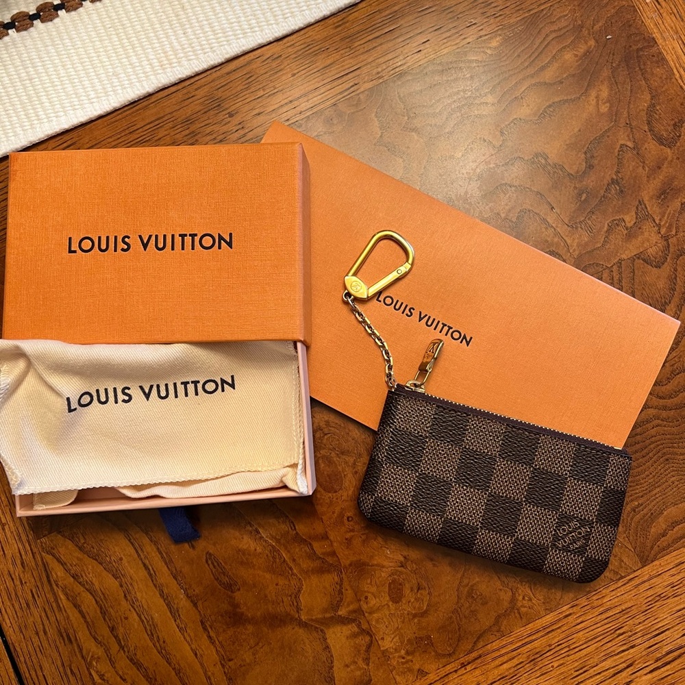 Louis Vuitton Damier Ebene Key Holder